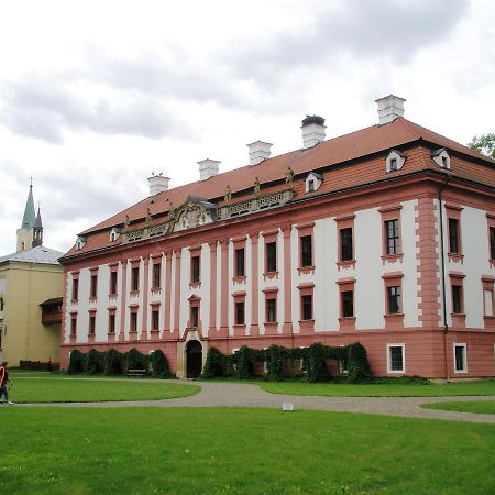 Zamecke Ubytovani U Dobre Hrabenky Kunin Exterior photo